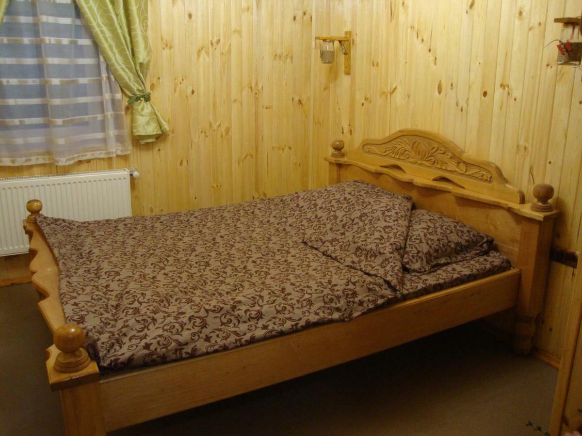 Сердце Каньона Apartment คาเมียเนตส์-โปดิลสกี ภายนอก รูปภาพ