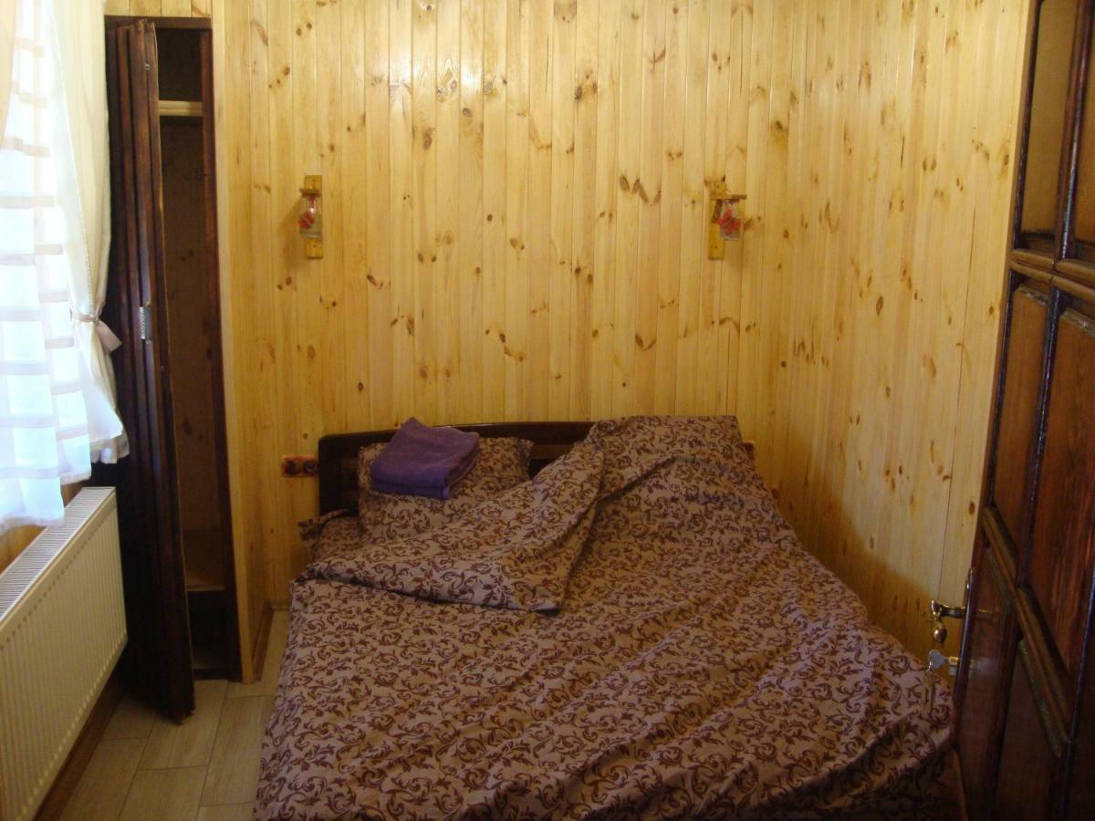 Сердце Каньона Apartment คาเมียเนตส์-โปดิลสกี ภายนอก รูปภาพ